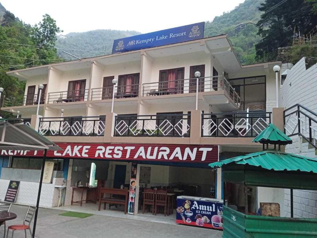Hotel O Kempty Lake Adventure Resort 穆索里 外观 照片